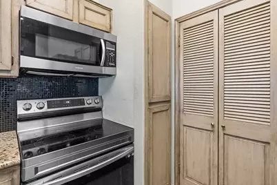 802 S 1st Street #202, Austin, TX 78704 - Photo 10