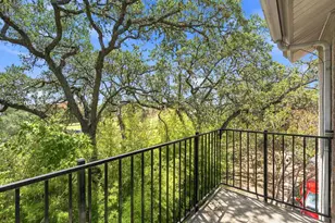 802 S 1st St, Austin, TX 78704 - Photo 12