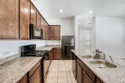 410 Anacua Loop #30, Manchaca, TX 78652 - Photo 12