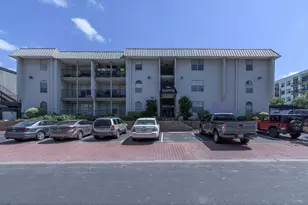 910 Duncan Ln, Austin, TX 78705 - Photo 1