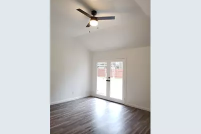 703 Meadow Creek Drive, Pflugerville, TX 78660 - Photo 22