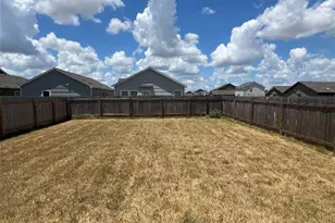 410 Flathead St, Bastrop, TX 78602 - Photo 16