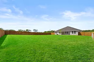 663 Ebbsfleet Dr, Uhland, TX 78640 - Photo 28