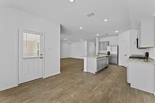 663 Ebbsfleet Dr, Uhland, TX 78640 - Photo 20