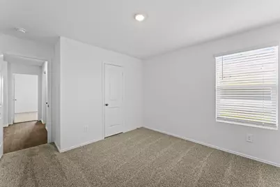 663 Ebbsfleet Drive, Uhland, TX 78640 - Photo 4