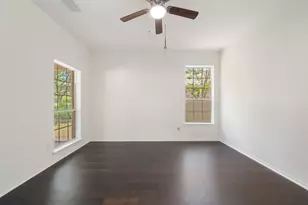 2306 Hayfield Square, Pflugerville, TX 78660 - Photo 6