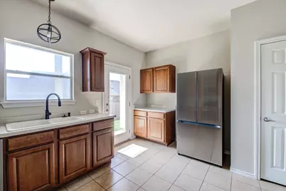 10913 Long Summer Drive, Austin, TX 78754 - Photo 8
