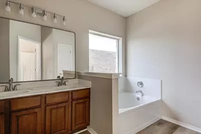 10913 Long Summer Drive, Austin, TX 78754 - Photo 10