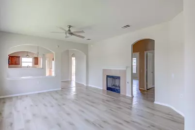 10913 Long Summer Drive, Austin, TX 78754 - Photo 4