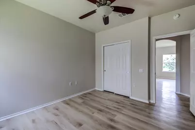 10913 Long Summer Drive, Austin, TX 78754 - Photo 16