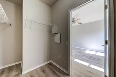 10913 Long Summer Drive, Austin, TX 78754 - Photo 12