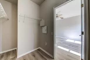 10913 Long Summer Dr, Austin, TX 78754 - Photo 12