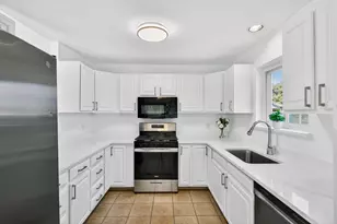 11507 Elk Park Cir, Austin, TX 78759 - Photo 4