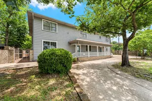 1303 Newfield Ln, Austin, TX 78703 - Photo 4