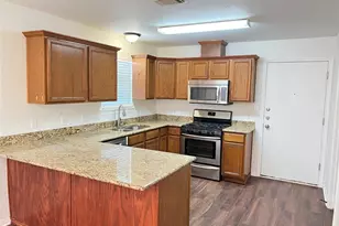 107 Hague St, Hutto, TX 78634 - Photo 12