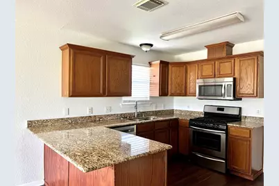 107 Hague Street, Hutto, TX 78634 - Photo 6