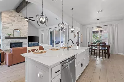 210 Miranda Way, Georgetown, TX 78633 - Photo 14