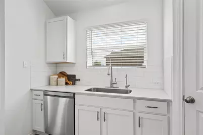 101 Sunrise Oak Cove, Georgetown, TX 78628 - Photo 8