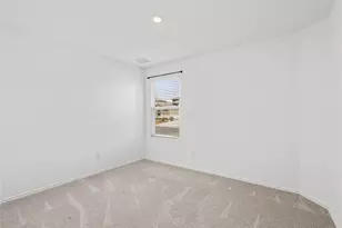 101 Sunrise Oak Cv, Georgetown, TX 78628 - Photo 18