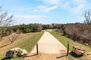 1411 Gracy Farms Ln, Austin, TX 78758 - Photo 34
