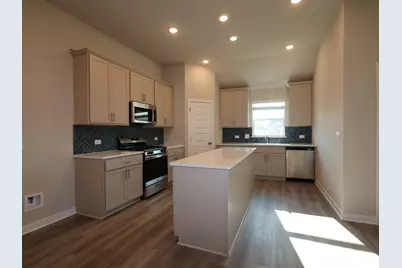 12005 Dillon Falls Drive, Austin, TX 78747 - Photo 8