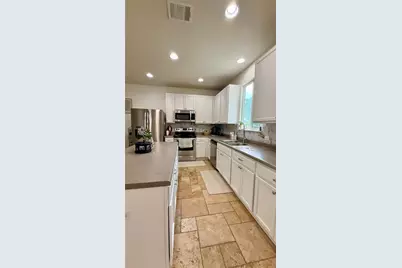 9420 Southwick Drive, Austin, TX 78724 - Photo 6