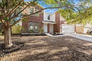 835 Brandi Cir, Kyle, TX 78640 - Photo 4