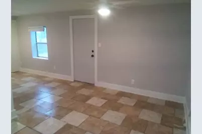 2113 River Road #C, San Marcos, TX 78666 - Photo 2