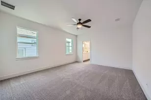 1531 N Red Bud Ln, Round Rock, TX 78665 - Photo 14