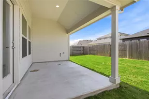 13612 Endless Narrow Ln, Elgin, TX 78621 - Photo 36