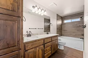 113 Calvin Smith Ln., Jarrell, TX 76537 - Photo 14