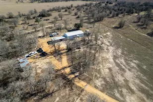 1105 County Rd 422, Bartlett, TX 76511 - Photo 2