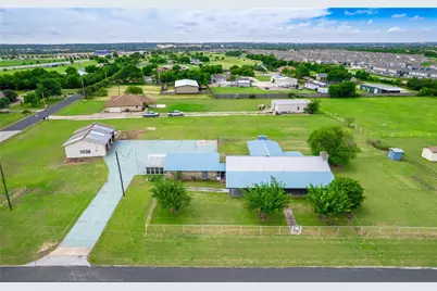 7 Tammy Lane, Round Rock, TX 78665 - Photo 2