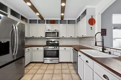 748 Bills Circle, Bastrop, TX 78602 - Photo 10