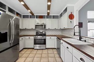 748 Bills Cir, Bastrop, TX 78602 - Photo 10