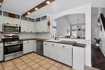 748 Bills Circle, Bastrop, TX 78602 - Photo 8