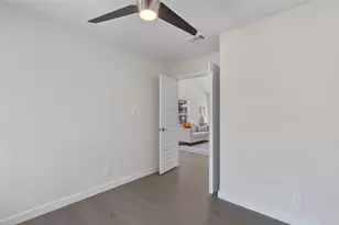 6901 Windrift Way, Austin, TX 78745 - Photo 8