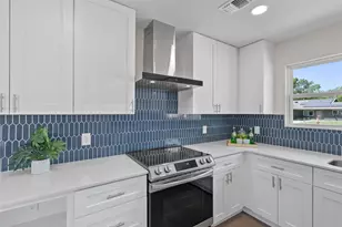 6901 Windrift Way, Austin, TX 78745 - Photo 12