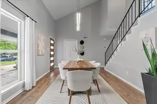 208 Skyloop Dr, Austin, TX 78745 - Photo 6