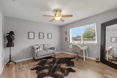 208 Skyloop Drive, Austin, TX 78745 - Photo 22
