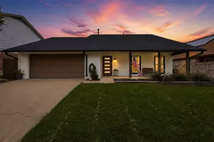 208 Skyloop Dr, Austin, TX 78745 - Photo 32