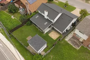 208 Skyloop Dr, Austin, TX 78745 - Photo 28