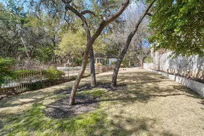 2900 Meandering River Court, Austin, TX 78746 - Photo 36