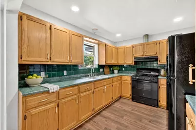 903 Travis Street, Lockhart, TX 78644 - Photo 14