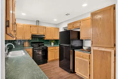 903 Travis Street, Lockhart, TX 78644 - Photo 16
