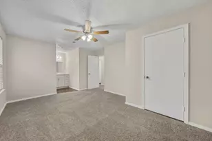 1914 Valley Hill Cir, Austin, TX 78741 - Photo 10