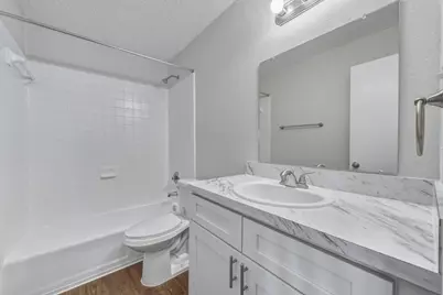 1914 Valley Hill Circle #B, Austin, TX 78741 - Photo 12