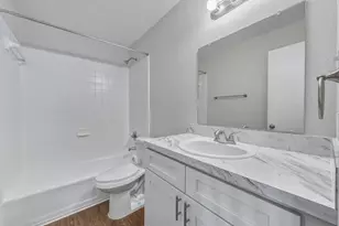 1914 Valley Hill Cir, Austin, TX 78741 - Photo 12