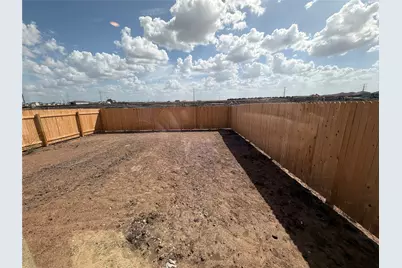 305 Rockies Road, Hutto, TX 78634 - Photo 6