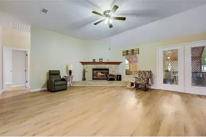107 Patricia Road, Georgetown, TX 78628 - Photo 4